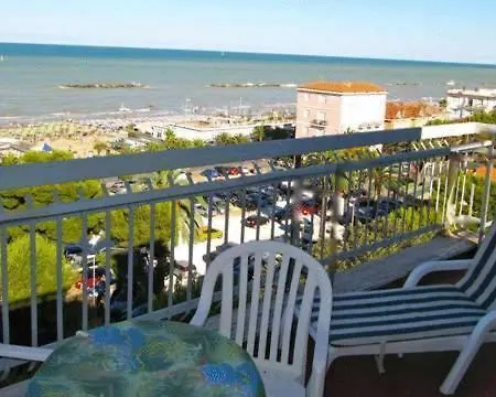 Garden Ξενοδοχείο 3*